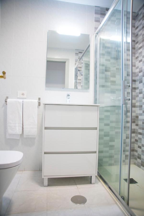 O Grove Centro Con Vistas A La Toja Parking Apartment ภายนอก รูปภาพ